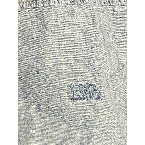 Levi’s Women's XL Long Sleeve Cotton Button Down Light Blue Relaxed Fit Chambray - Picture 6 of 9